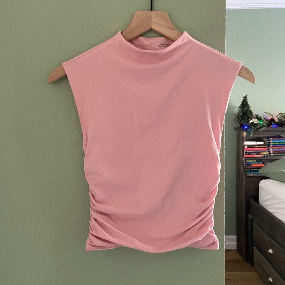 Abercrombie Paloma Top ~ Pink ~ Size XS